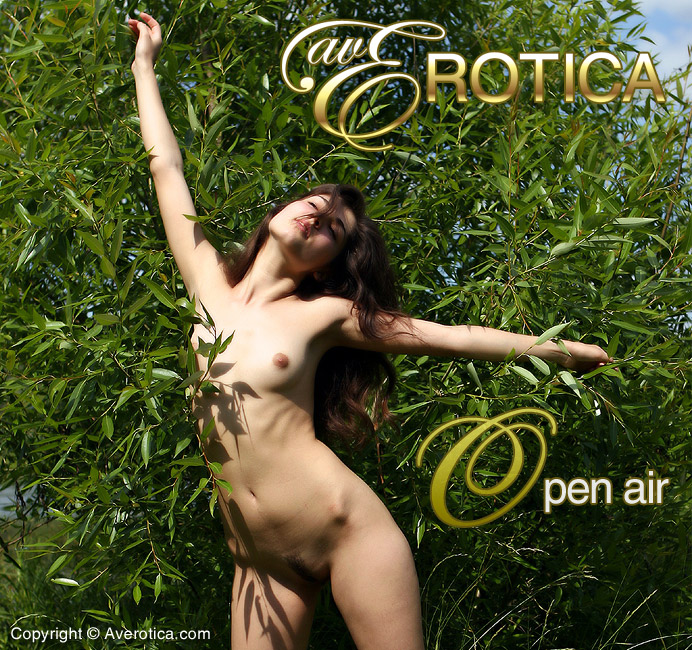 avErotica gallery - Open Air - 107 photos - Elvira