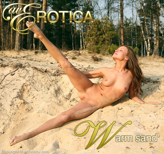 avErotica gallery - Warm sand - 150 photos - Koty