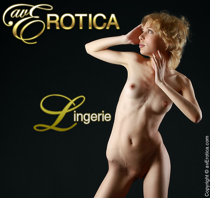 avErotica gallery - Lingerie - 75 photos - Misty