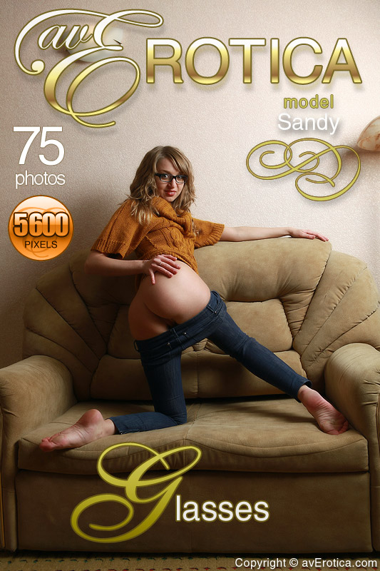 avErotica gallery - Glasses - 75 photos - Sandy
