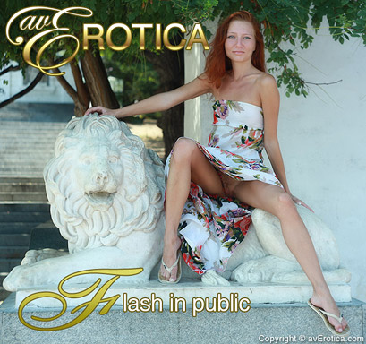 avErotica gallery - Flash in public, 72 pics, Kesy